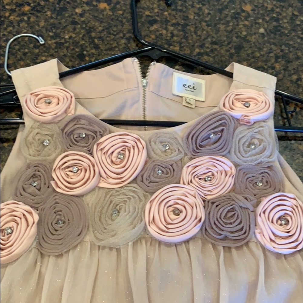 Eci New York rosette dressy tank top layered - Picture 7 of 10